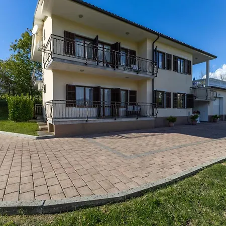 Maria Buzet 2 With Balcony *