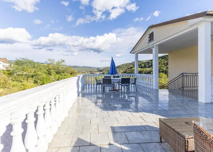 Lejlighed Maria Buzet 2 With Balcony Buzet