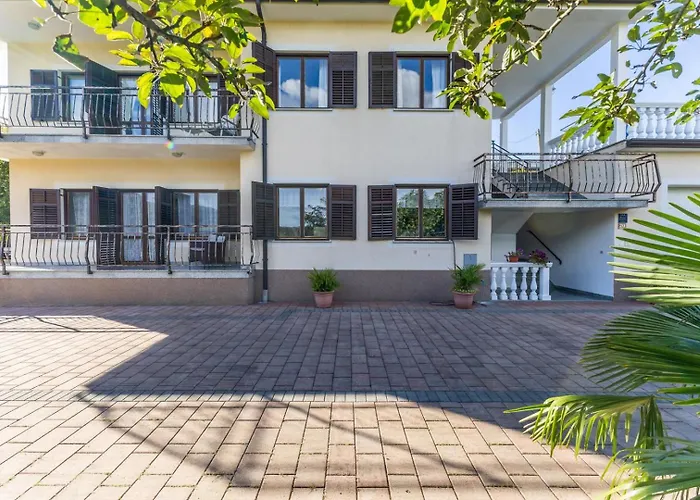 Maria Buzet 2 With Balcony
