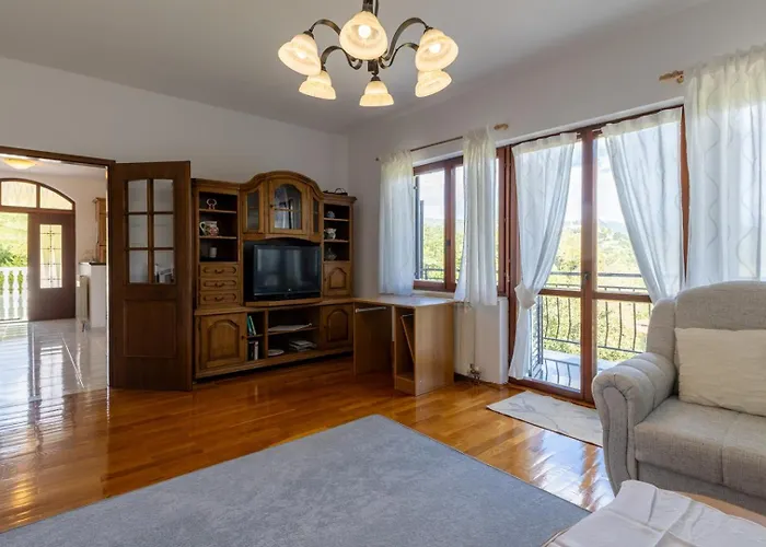 Maria Buzet 2 With Balcony Apartment Buzet