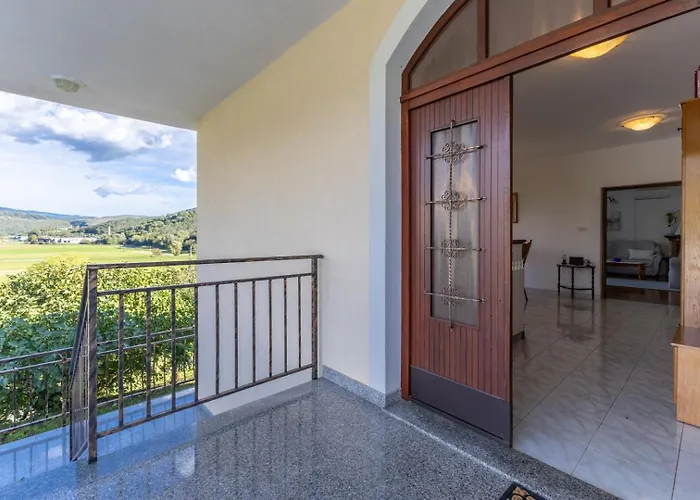 Maria Buzet 2 With Balcony Apartment *