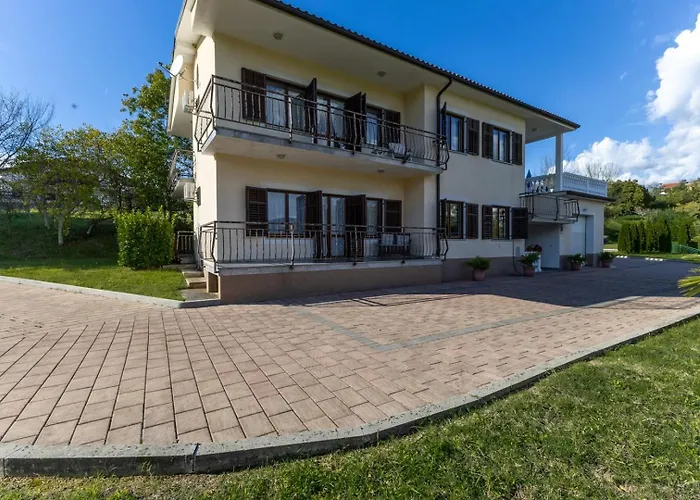 Maria Buzet 2 With Balcony *